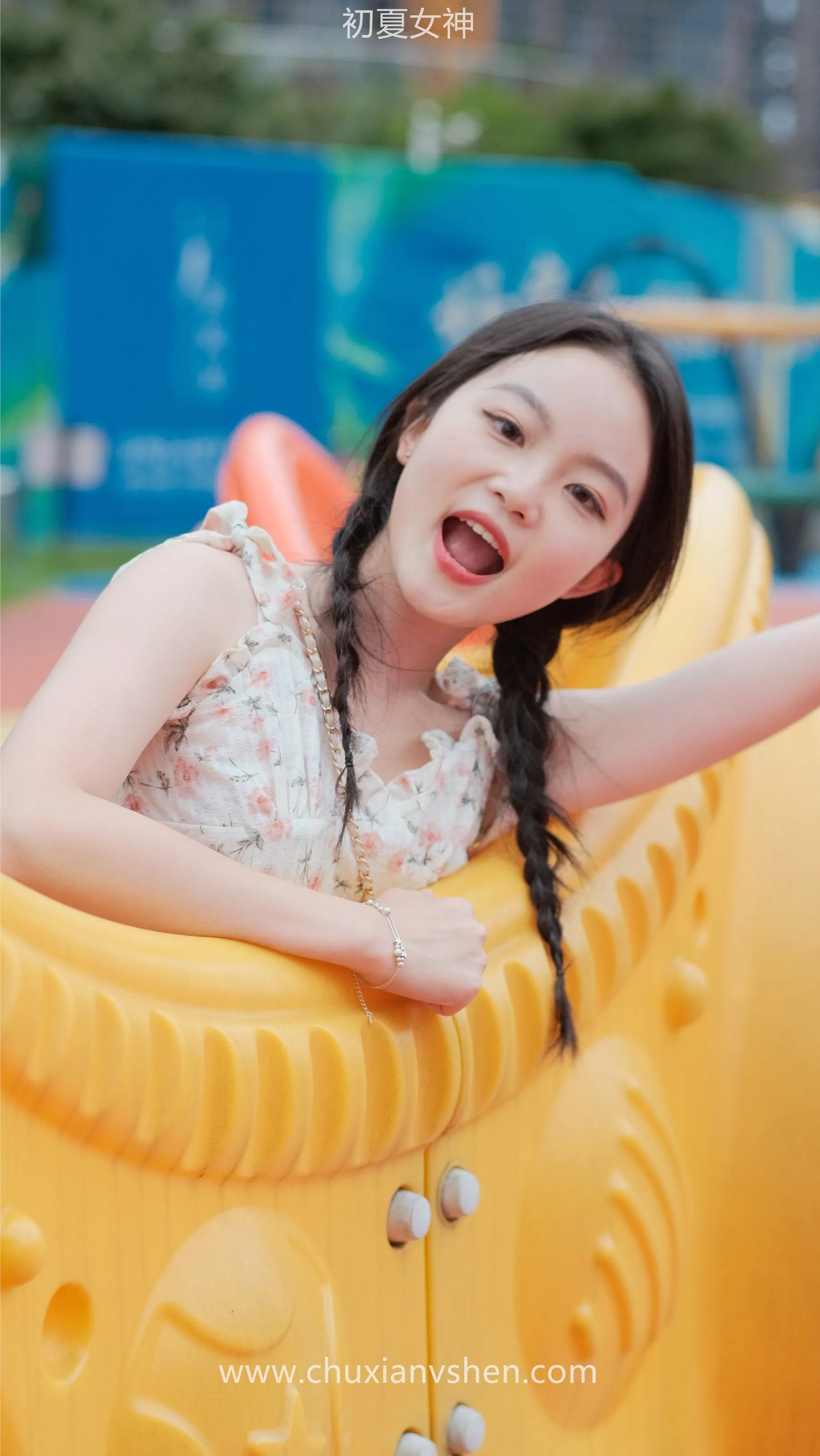 初夏女神 NO.050 双双 公园游玩 [221P]插图7